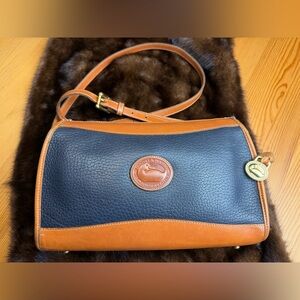 Vintage Dooney & Bourke Navy and Tan Leather crossbody Bag